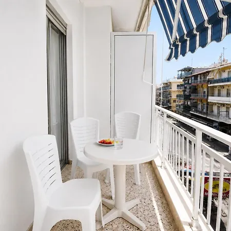 Apartmán Family 2 Bedrooms 50m To *