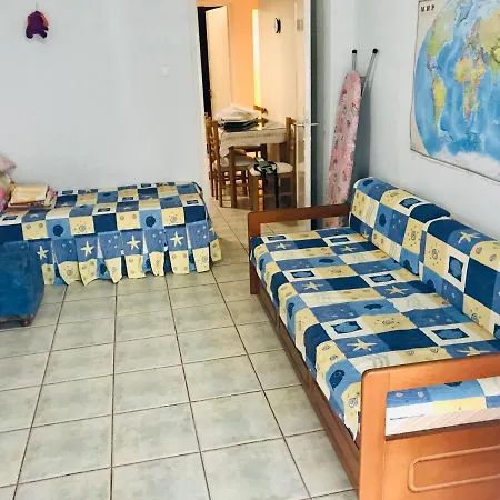 Family 2 Bedrooms 50m To Apartman